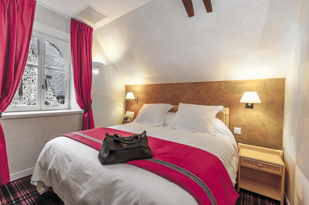 Au Relais Du Gue De Selle Hotel Mézangers Eksteriør billede
